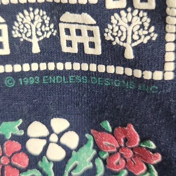 Vintage Cottage Core Shirt Large Hearts Flowers Needlework 90's Jerzees USA Made - Picture 9 of 10